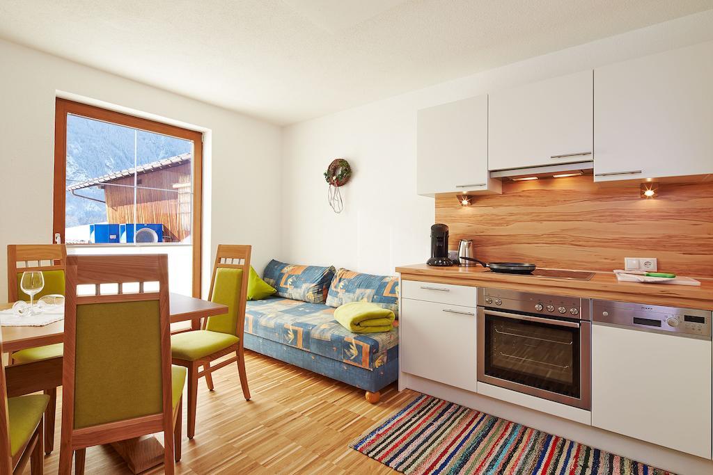 Am Sonnhof Appartement Längenfeld Kamer foto